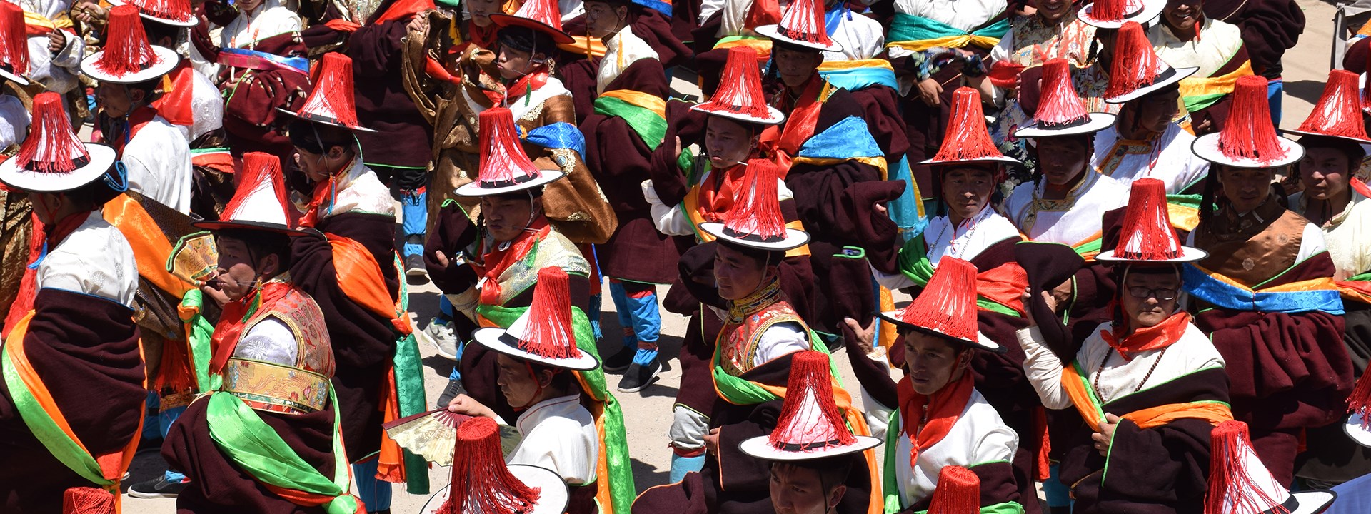 Gruppenreise zum Schamanenfest und Pferderennenfest in Osttibet Amdo-Kham 2017