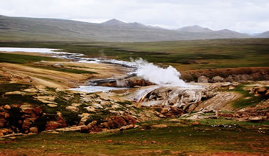 Thermenlandschaft im Burugou Tal