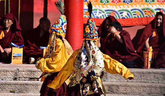 Reise zum Monlam Festival in Langmu Si, Luqu und Aba in Amdo 2021