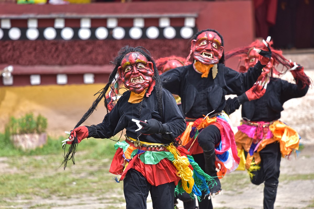 Maskentanz (Cham) Fest vom Huiyuan Tempel