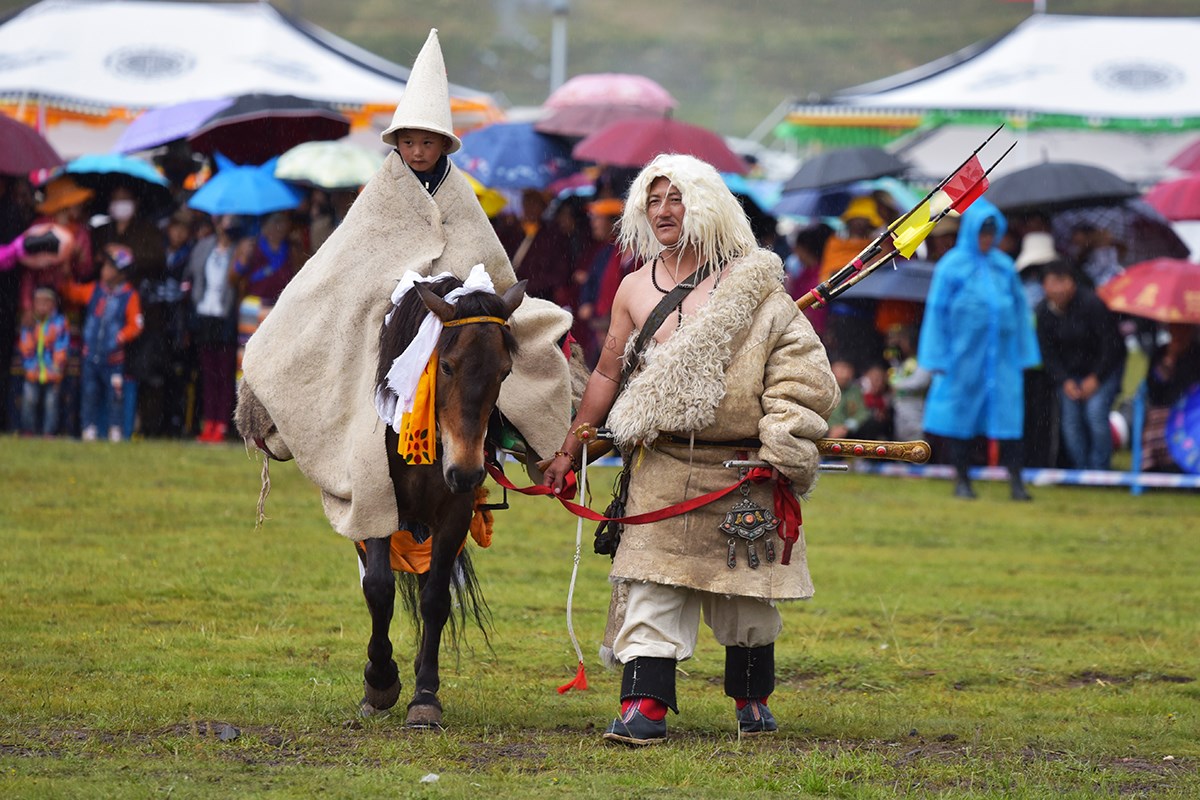 Pferderennenfest (Nomadenfest, Reiterfest) in Litang