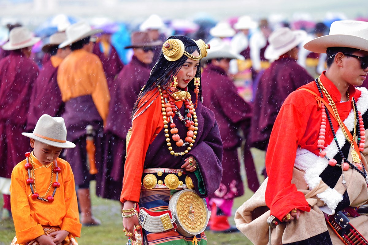 Pferderennenfest (Nomadenfest, Reiterfest) in Litang