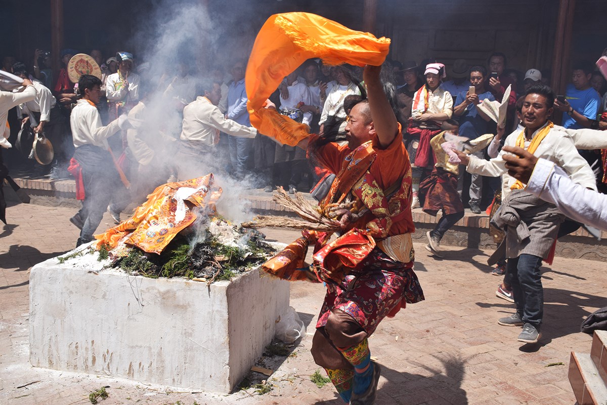 Schamanenfest in Tongren