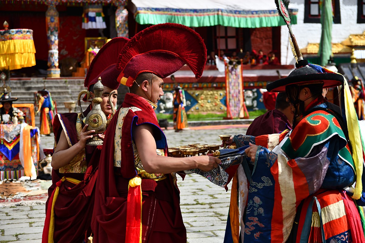 Mask Dance Festival at Tagong Monastery | Foto von Liu Bin