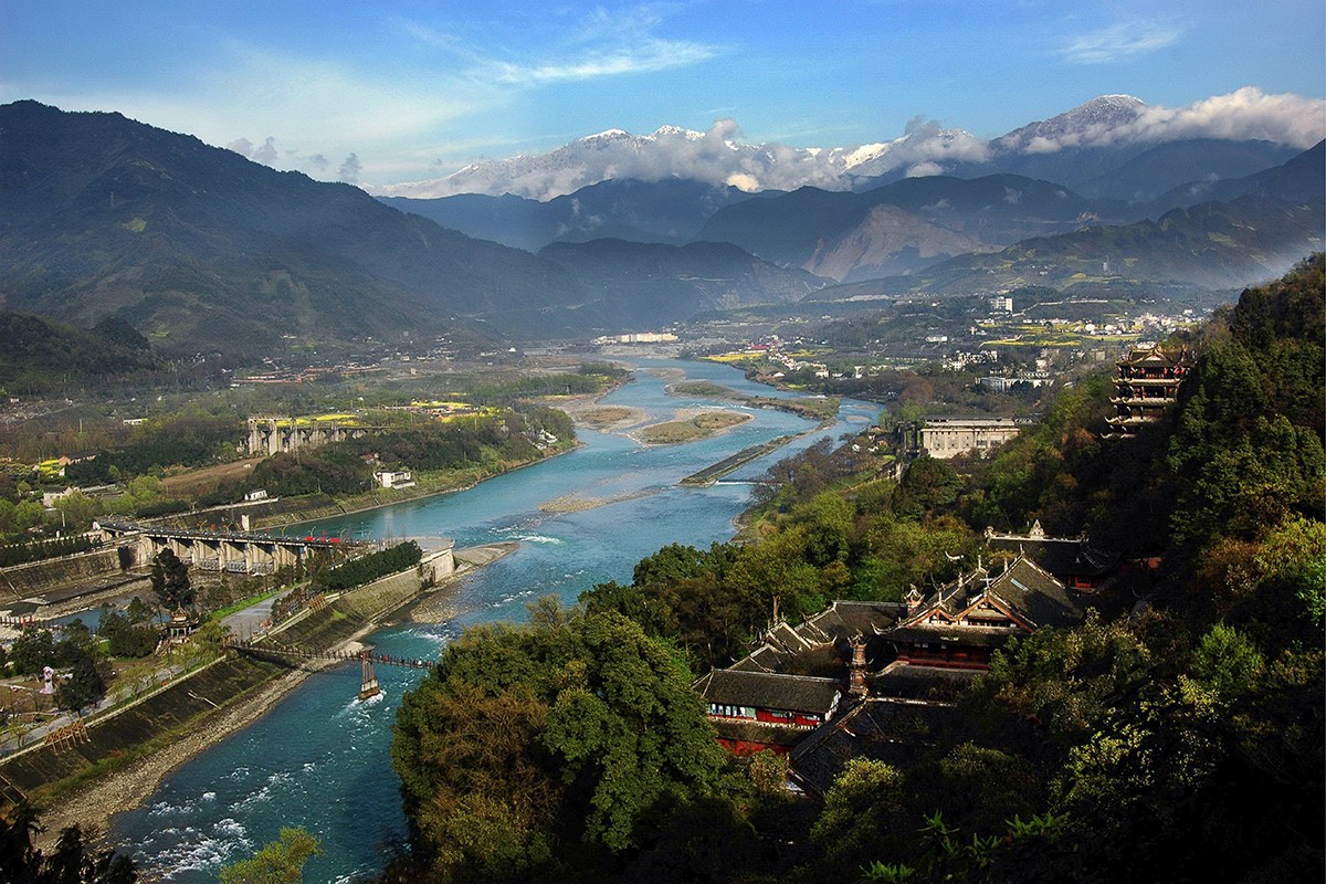  Foto von Dujiangyan Culture and Tourism Administration