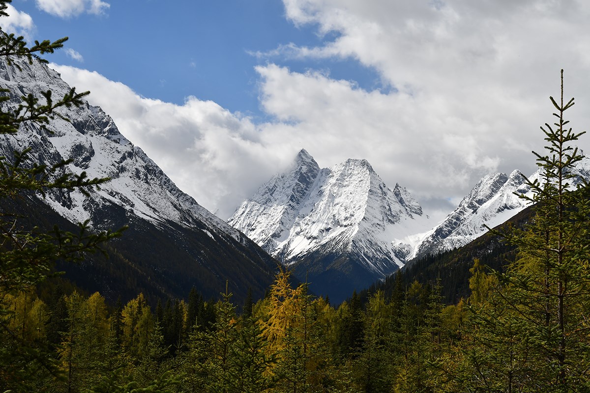 Shuangqiaogou of Siguniang Mountain | Foto von Liu Bin