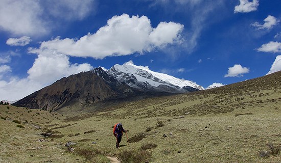 Trekkingreise am Genyen Berg in Kham