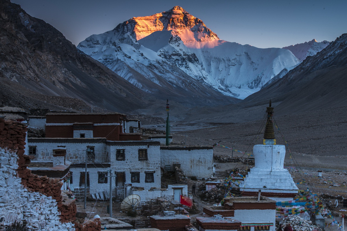 Rongbuk Kloster und Everest (Qomolangma) 