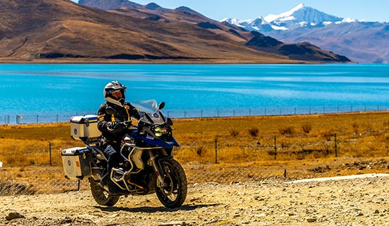 Tibet Motorradreise von Lhasa via Everest nach Nepal