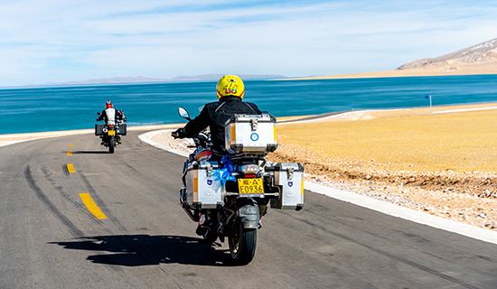 Tibet Motorradreise von Lhasa via Everest und Kailash nach Nepal