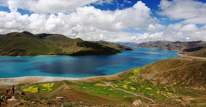 Heiliger See Yamdrok in Tibet 